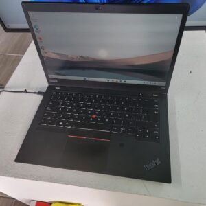 Laptop thinkpad i5 8ava, 8gb de ram, ssd 265gb, windows 11, pantalla 14´´